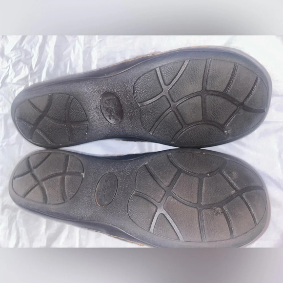 B.O.C. Howell Slip On Loafer Clogs in Brown Women's Size 6.5 M - Picture 8 of 10